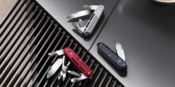 Couteaux Victorinox Alox Refined